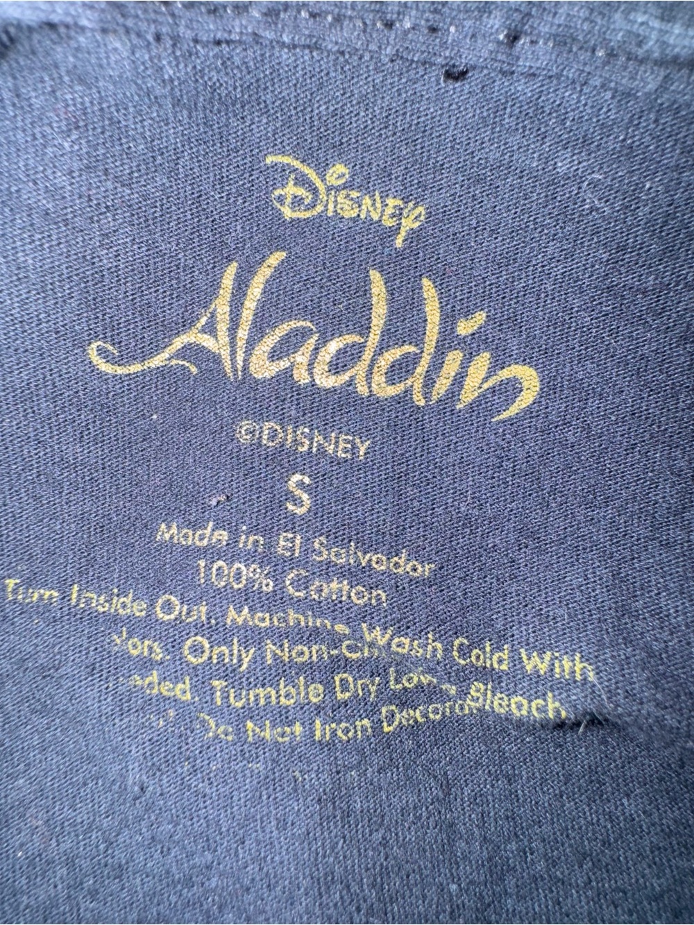Disney Aladdin Baby Tee Size S black Purple Graphic Fitted Y2K Vintage Style - Picture 4 of 4